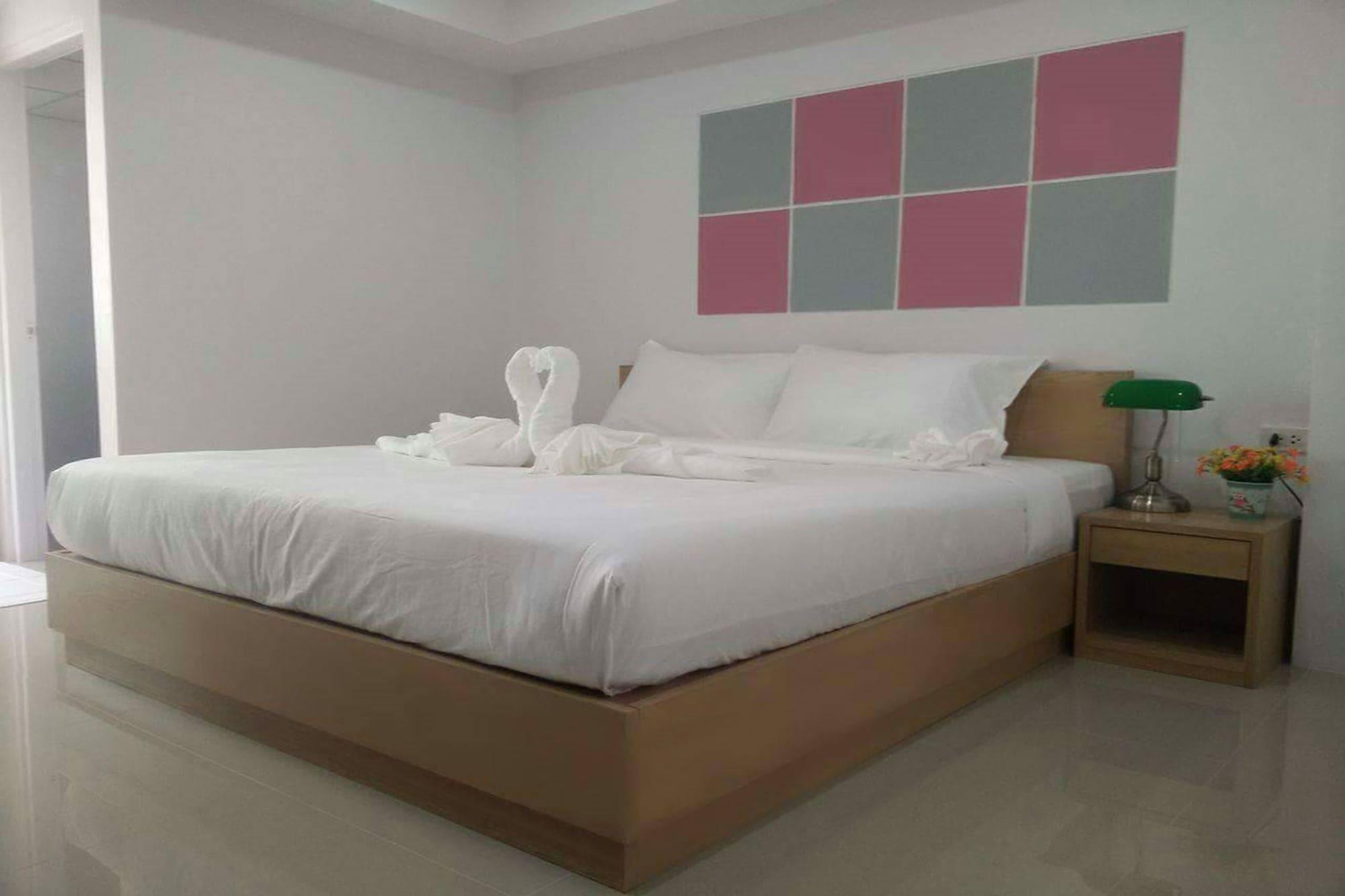 Aparthotel Jr Mansion On Nut Soi 25 Bangkok Zewnętrze zdjęcie