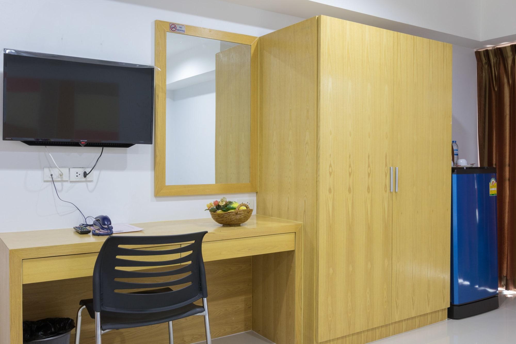Aparthotel Jr Mansion On Nut Soi 25 Bangkok Zewnętrze zdjęcie