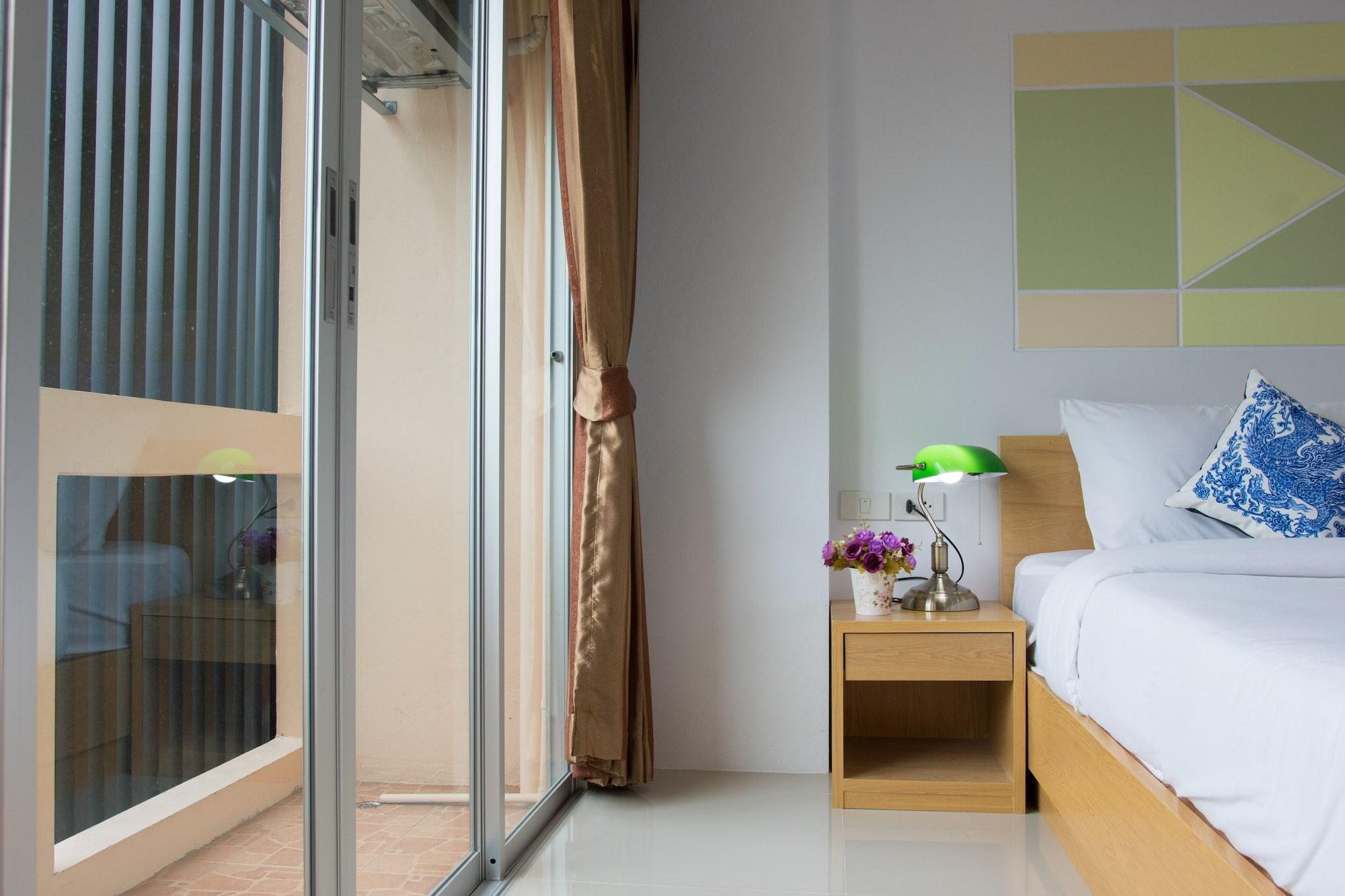 Aparthotel Jr Mansion On Nut Soi 25 Bangkok Zewnętrze zdjęcie