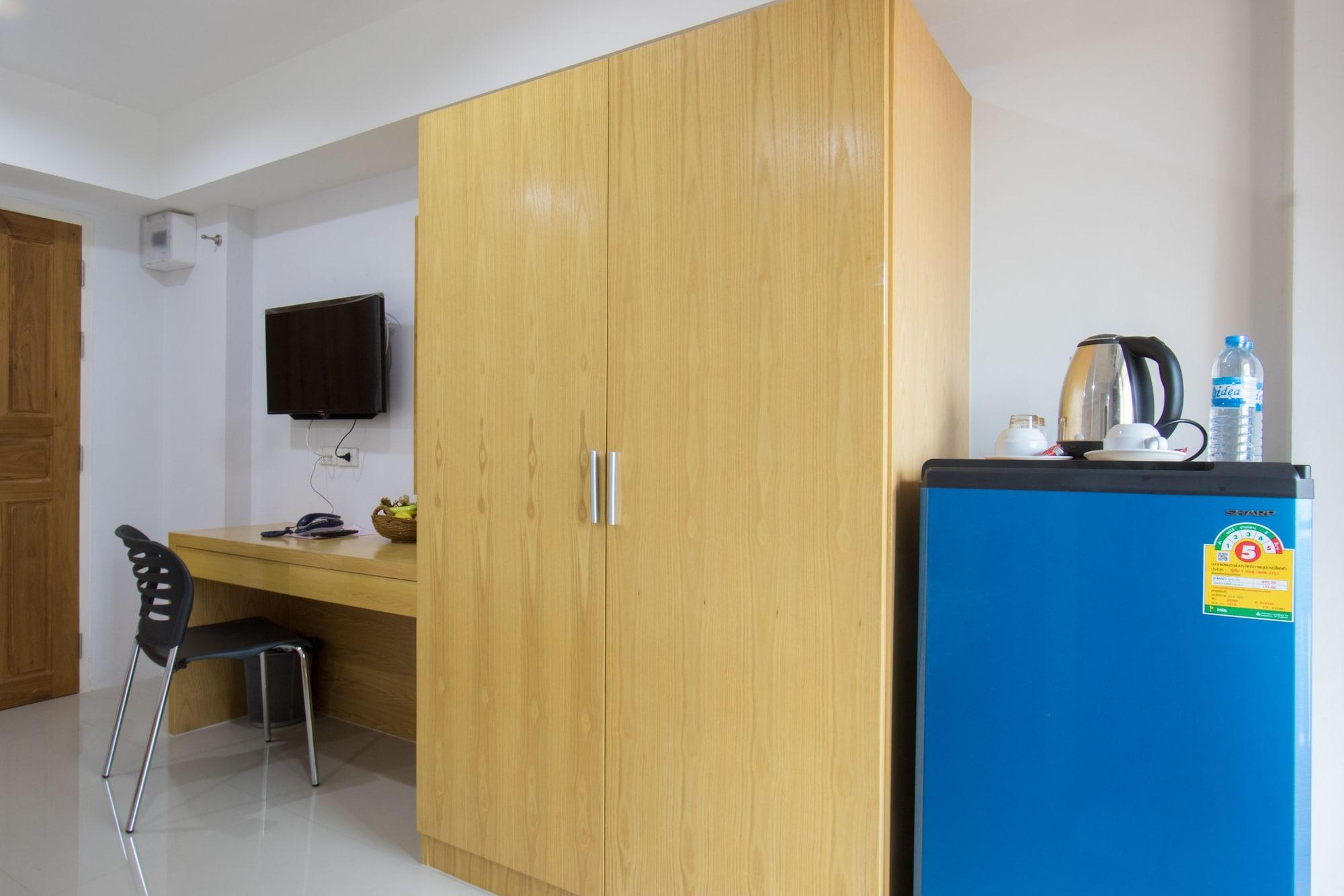Aparthotel Jr Mansion On Nut Soi 25 Bangkok Zewnętrze zdjęcie