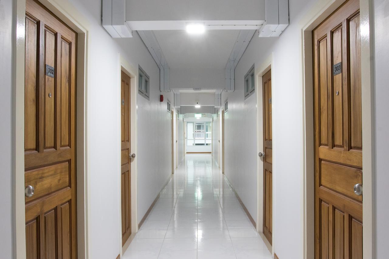 Aparthotel Jr Mansion On Nut Soi 25 Bangkok Zewnętrze zdjęcie