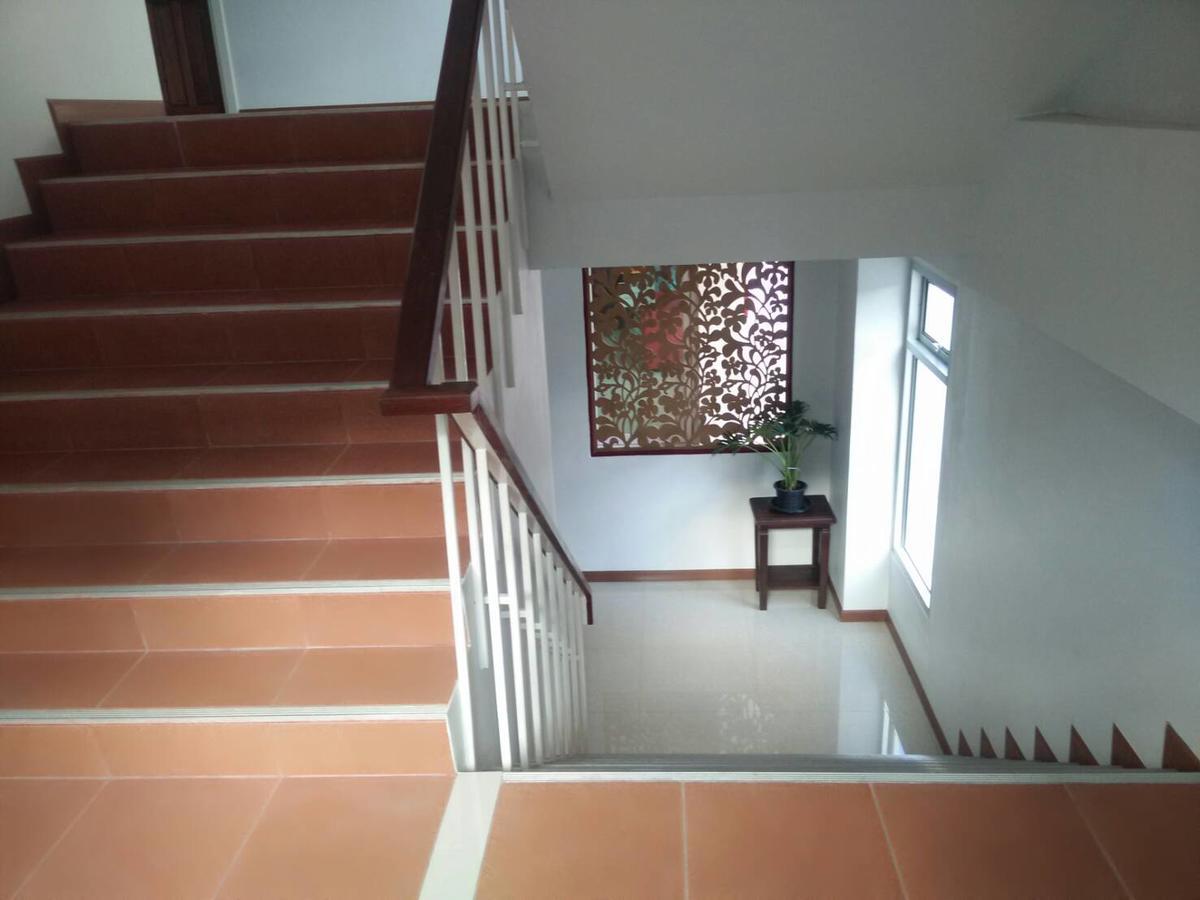 Aparthotel Jr Mansion On Nut Soi 25 Bangkok Zewnętrze zdjęcie